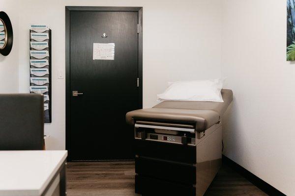 OnePeak Medical Patient Exam Room, Medford (Siskiyou Clinic)