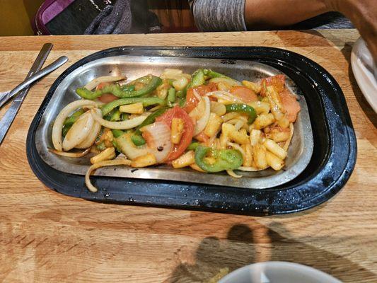 Veggie fajitas add pineapple with no mushroom