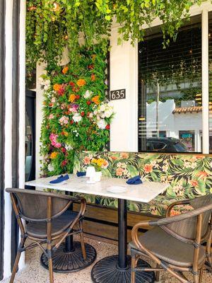 breezy outside seating with aesthetic seating