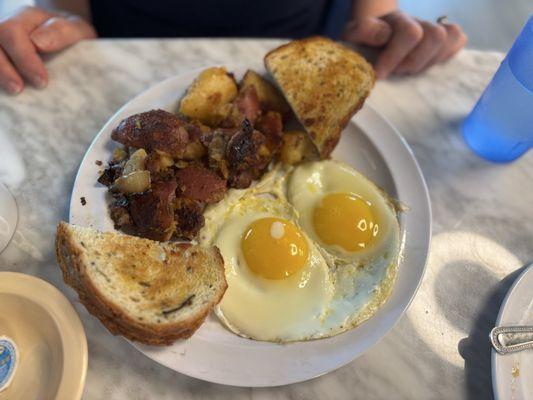 Eggs, Sunnyside up with potatoes