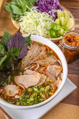 Spicy Beef Noodle Soup (Bun Bo Hue)