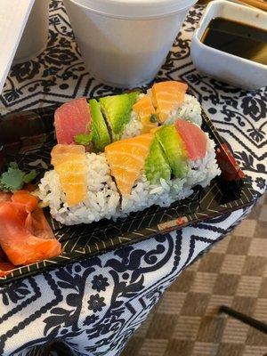 The "Rainbow Roll", or supposed to be!  See the paper thin sliced salmon and tuna stretched over the rolls?