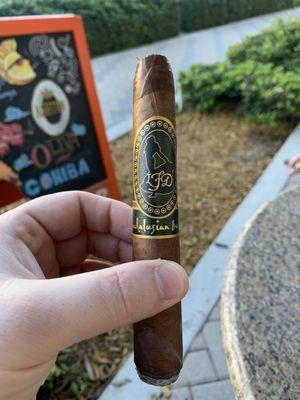 Enjoying a La Flor Dominicana Andalusian Bull, the 2016 Cigar of the Year at Jerry's.