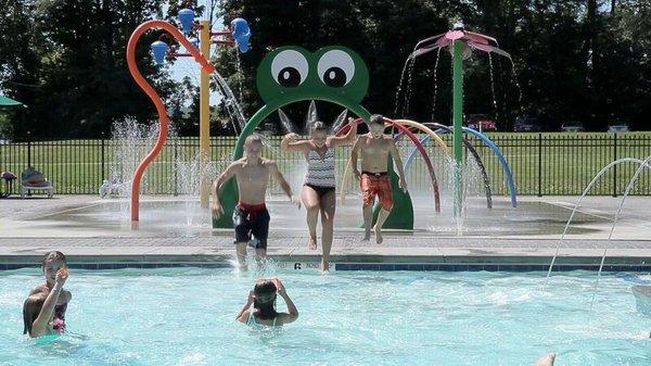 Splash Ground and Pool