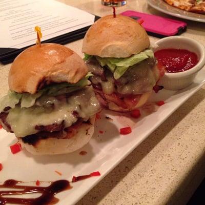 Tenderloin sliders and flat bread pizza - yummy!