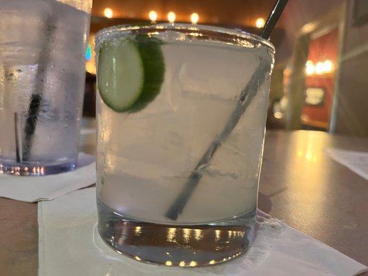 El Pipino! Nice stiff drink.