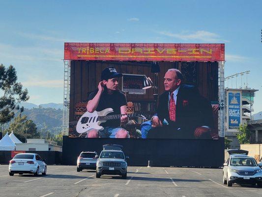 "Wayne's World" - party on, Wayne (07/29/21)! @Tribeca #Pasadena #OutdoorEntertainment #DriveIn #Movies