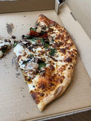 Spinach, mushroom, & tomato veggie pizza