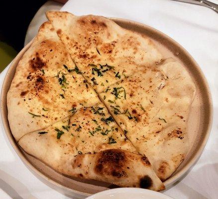 Garlic Naan at Commonwealth Indian