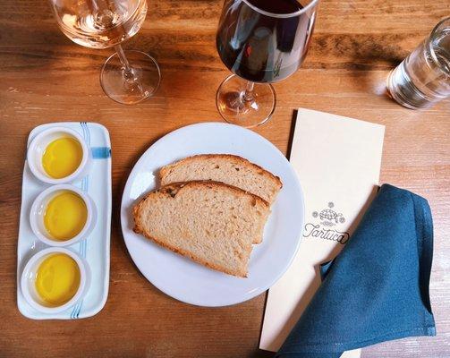 Focaccia & olive oil flight