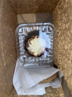 Here's my delicious carrot cake cupcake, but as a first time customer I received a free cookie :)