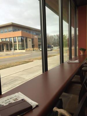 Nice large windows to enjoy the sunlight with your drink.