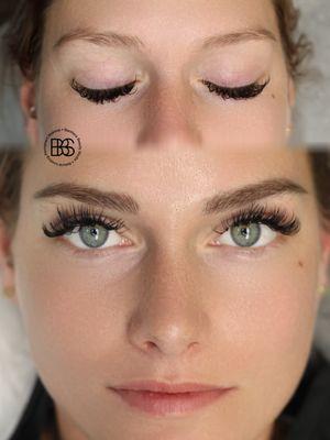 Hyper-realistic Nano Brows by Kate