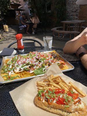 Nachos are Insane! We were two, we couldn't finish it, we ordered the one with just chili, I'm glad! They were delicious!