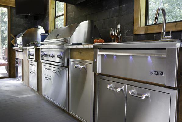 Lynx grills & outdoor kitchens