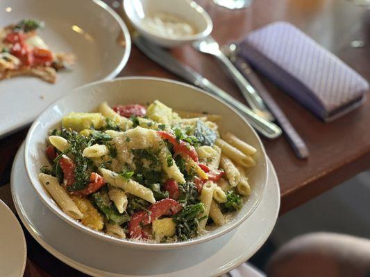 Incredible penne pasta. Everything was  smooth and not overwhelming.