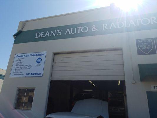 Dean's Auto & Radiator