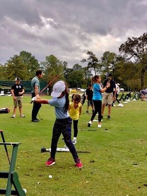 Kids golf academy practice