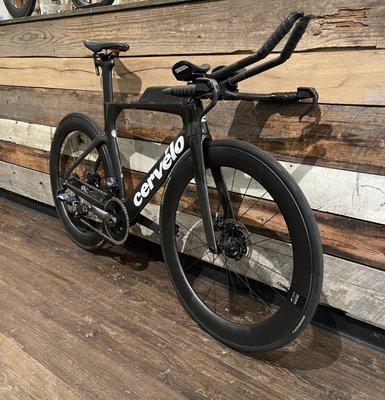 Custom Cervelo triathlon bike