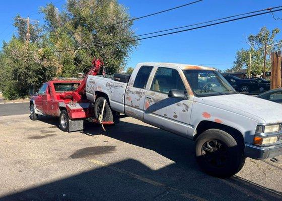 vehicle towing in Oregon