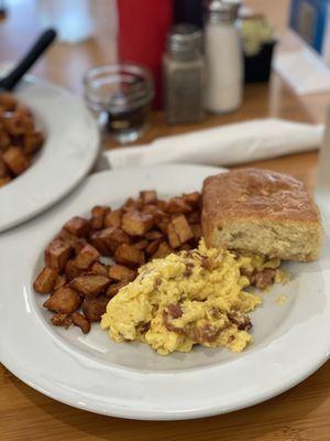 Bacon, egg, and cheese scrambler