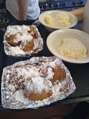 Deep Fried Oreos With A Scoop Of Ice Cream