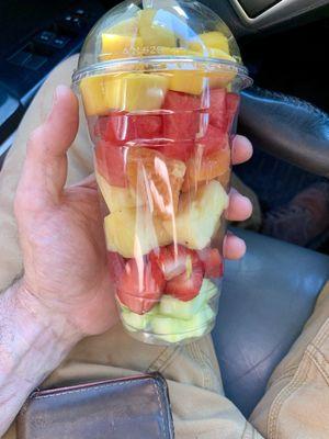 Fruit cup (med)