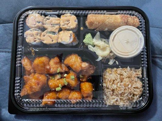 To go Bento Box - scallion chicken