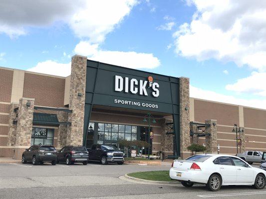 DICK'S Sporting Goods