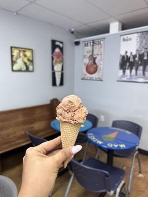 Brownie fudge ice cream