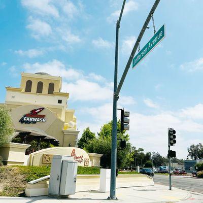 Uptown Carwash