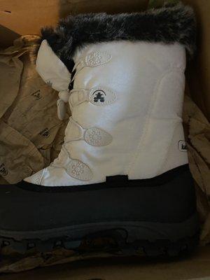 Kamik snow boots