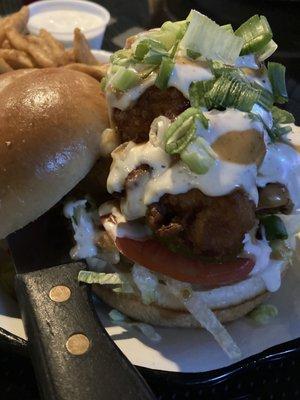 Bang bang chicken burger