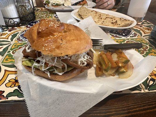 Cemita Milanesa Res