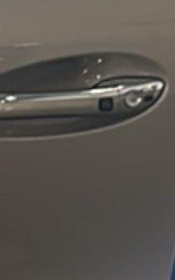 Photo by Dealership for Driver Door Handle at time of Drop off