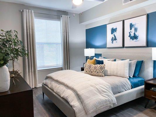 Renovated Bedrooms with Custom Window Coverings, Ceiling Fans and 9' Ceilings