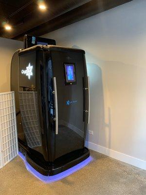 Cryotherapy machine