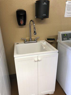 Utility sink in laundry room