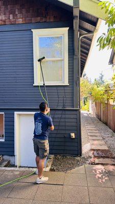 Pure water window cleaning