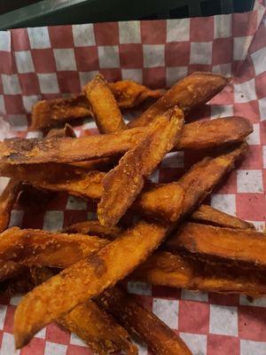 The coldest, driest, sweet potato fries ever. Too bad I used to love the food here!!