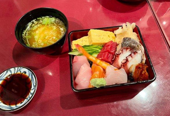 Kura Chirashi