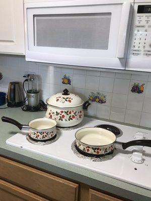 the cutest strawberries & cream set! I got everything (a pot & a pan not shown here) for $30.