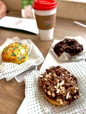 battery cake + kit kat caramel  +  kit kat cookie crumble donut