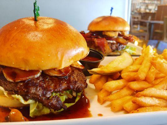 Steakburger with Fries