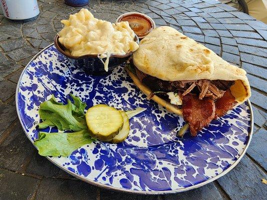 Big Bad Brisket Naanwich