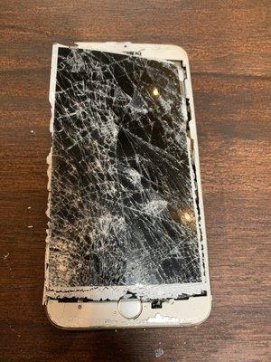 iPhone 8 Plus screen repair