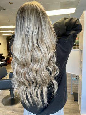 Custom color 18" hand tied extensions