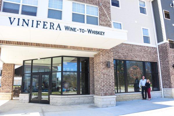 Vinifera is located within the French Mill community.