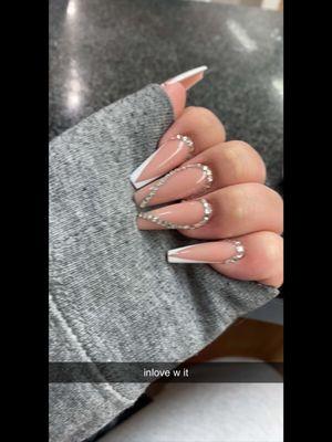 nails