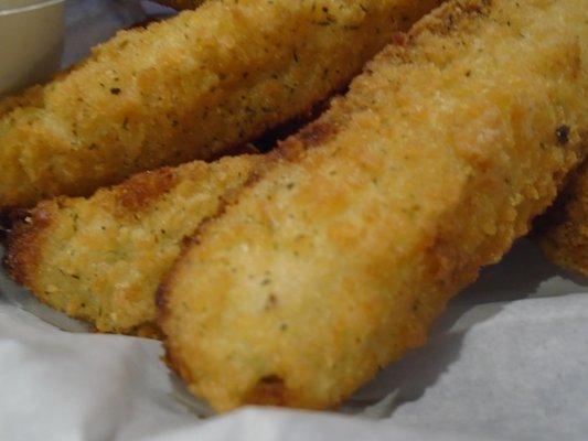 Deep fried pickles, close-up.